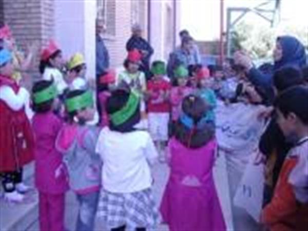 اجرای مراسم روز جهانی کودک در مدرسه غیرانتفاعی ساره شهرستان گیلانغرب