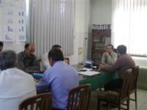 جلسه شورای بهورزی گیلانغرب در تلاش برای ارتقا ارائه خدمات بهداشتی درمانی مطلوب در مناطق روستایی