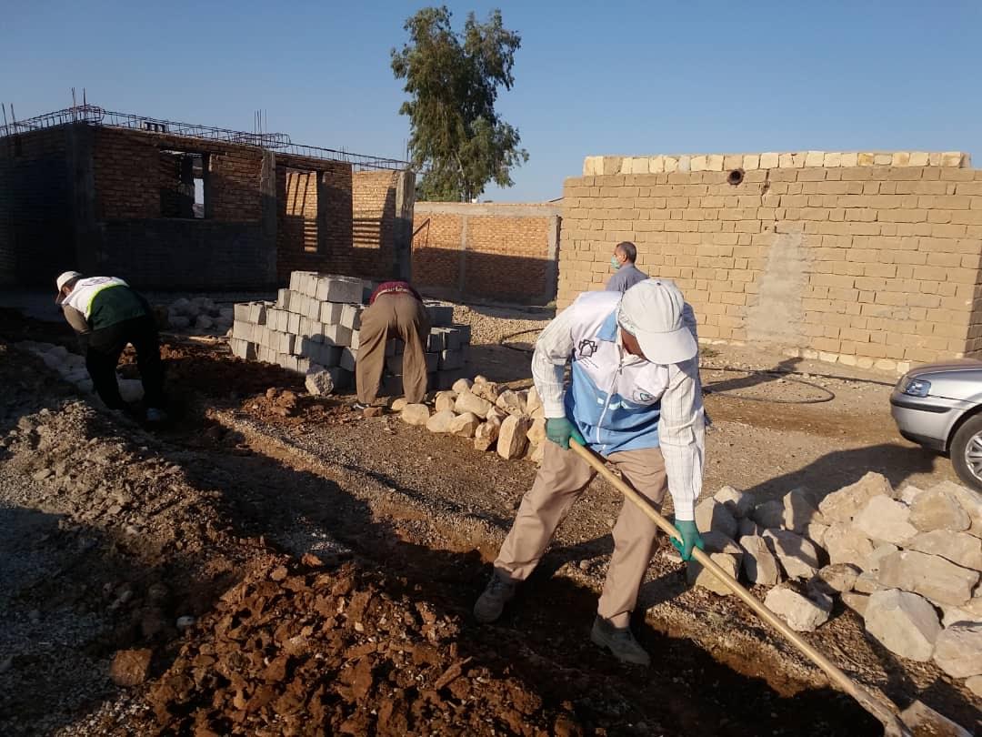 ساخت دیوار حیاط