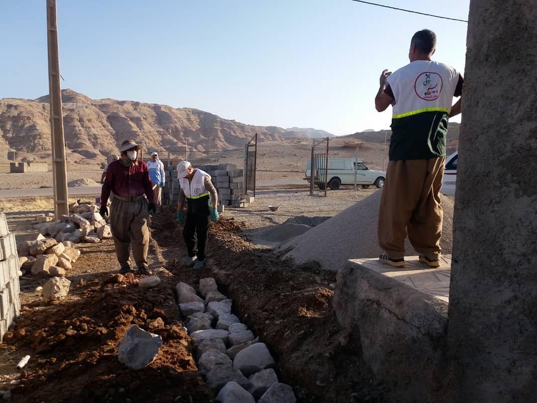 ساخت دیوار حیاط